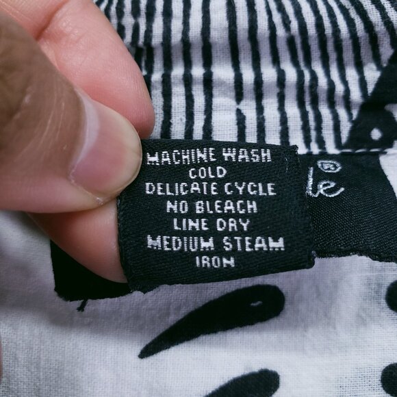 Step In Style Black & White Abstract Peacock Button-Down Hi-Low Tunic Dress PM - Picture 3 of 16